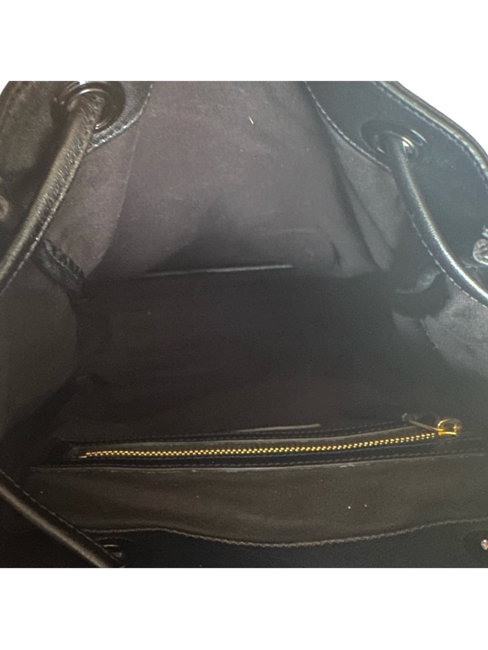RARE Yves Saint Laurent
Festival Sequin gold hardware backpack RETAIL 3,500 - Picture 7 of 10